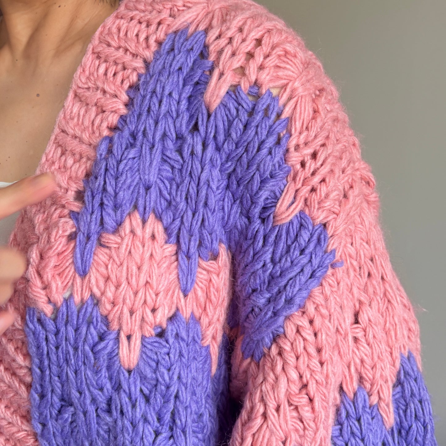 Oversized Chunky Knit Cardigan - Pink & Purple Colorblock Open Front Sweater with Puff Sleeves
