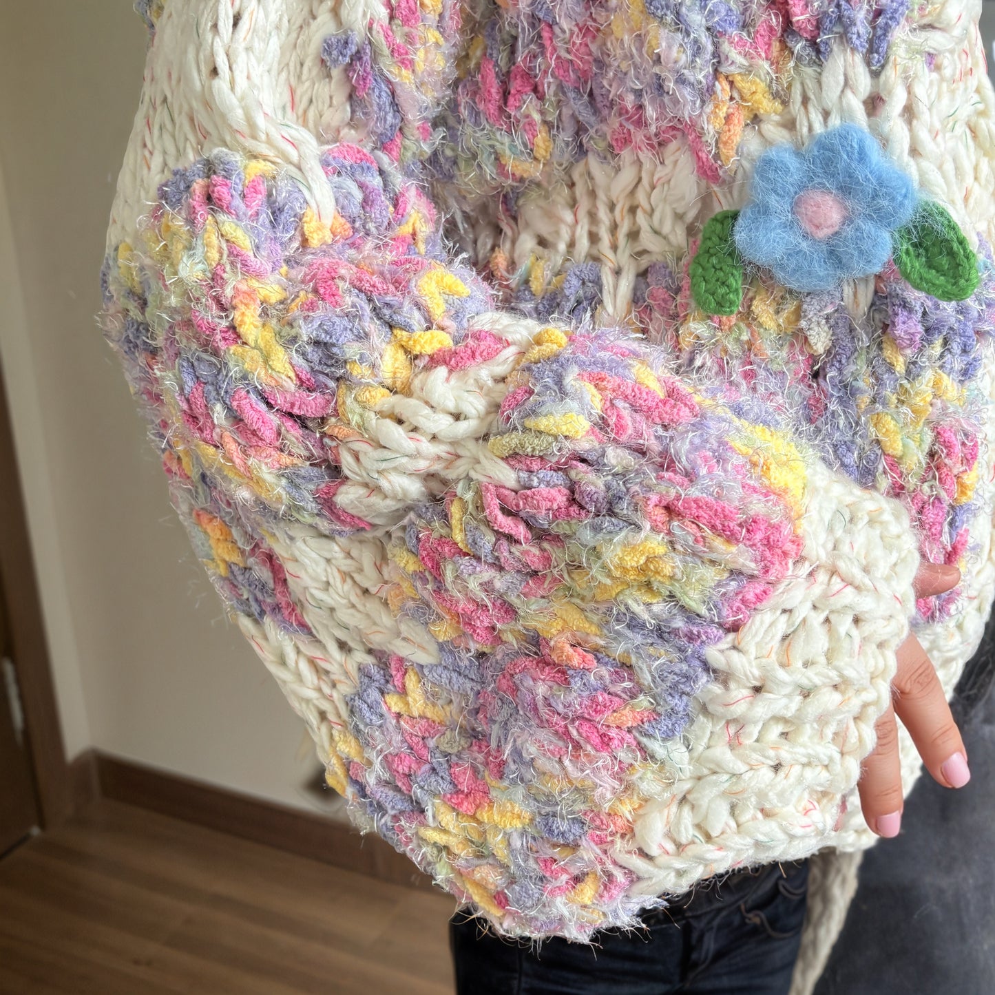Vintage-Inspired Floral Knit Cardigan with Puff Sleeves